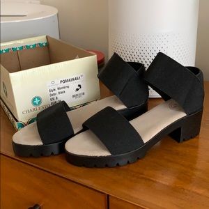 Charleston Shoe Co Monterey Black size 8